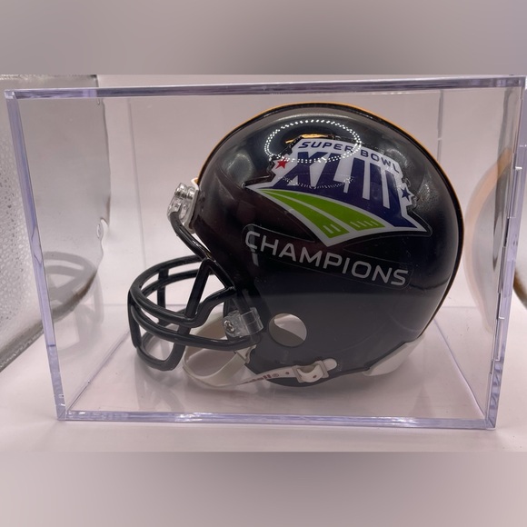 Pittsburgh Steelers Super Bowl XLIII Mini Helmet with Acrylic Display Case - Picture 1 of 5